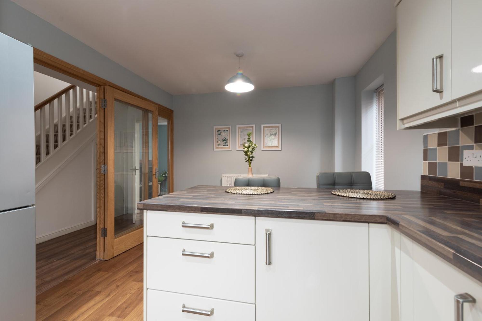 Prime Location 3 Bed House Villa Newport  Exterior photo